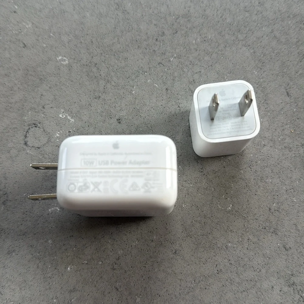 2 Apple USB Power Adapters
